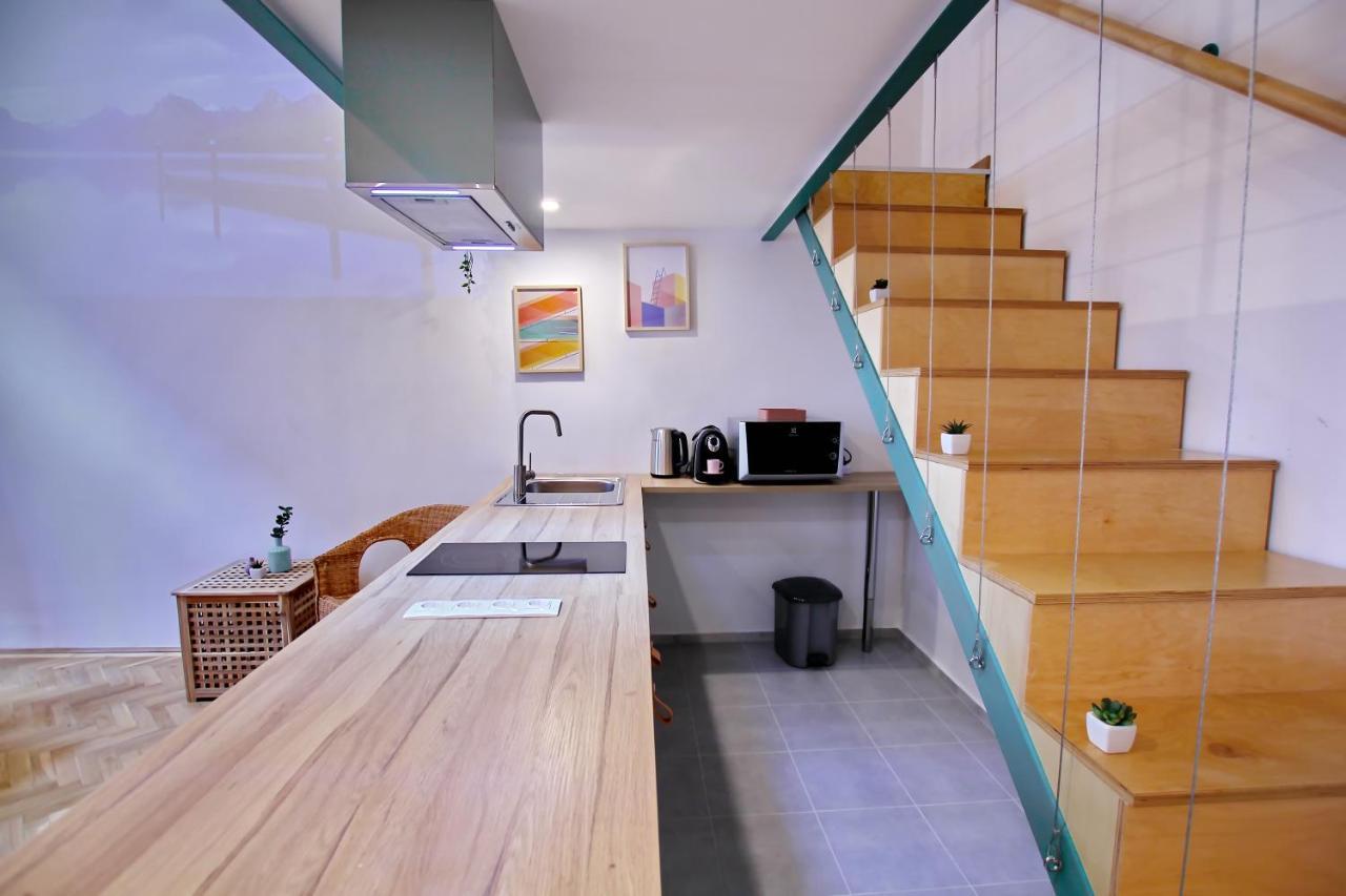 Awesome Budapest Downtown Studio W Balcony & Free Private Parking Exterior foto